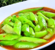 Bitter Melon Stewed with Tofu Skin