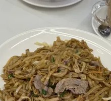 Dry-Fried Beef Rice Noodles