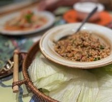 Spicy Minced Meat Wrapped in Lettuce