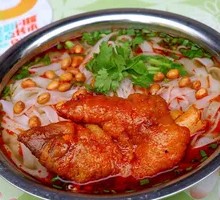 Pork Trotter Rice Noodles