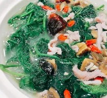 Clear Soup with Mulberry Shoots