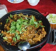 Sauce-Flavored Turtle and Chicken Stew