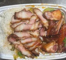Barbecue Pork and Roasted Chicken Rice