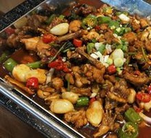 Stewed Frog in Hanging Pot