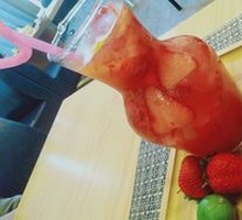 Fresh Strawberry Tea