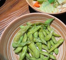 Boiled Edamame with Salt