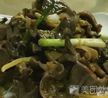 Stir-fried Goose Offal with Ginger and Scallion