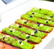 Garlic Steamed Snake Gourd