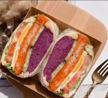 Whole Wheat Sweet Potato Orlean Chicken Sandwich