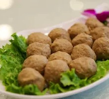 Beef Meatballs with Egg Yolk Center