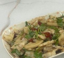 Cold-Mixed Lotus Root Slices