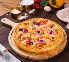 Premium Deluxe Pizza