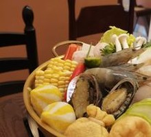 Tom Yum Seafood Hot Pot