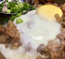 Beef and Egg Clay Pot Rice