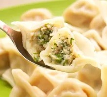 Cilantro Water Chestnut Pork Dumplings