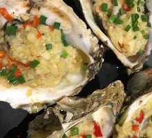 Charcoal-Grilled Oysters