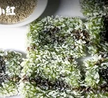 Wild Vegetable Glutinous Rice Dumplings