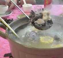 Charcoal-Grilled Lamb Hot Pot