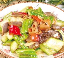 Loofah Stir-fried Goose Offal