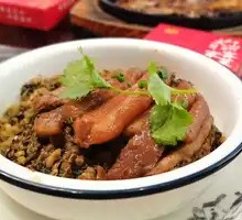 Preserved Vegetable Braised Pork