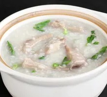 Salted Pork Bone Clay Pot Rice Porridge