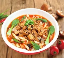 Stewed Intestine Rice Noodles