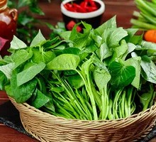 Stir-Fried Sweet Potato Leaves with Garlic