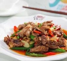 Young Ginger Stir-Fried Duck