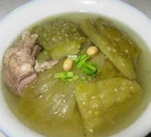 Bitter Melon and Pork Rib Soup
