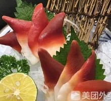 Arctic Scallop Sashimi