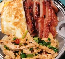 Barbecued Pork and Shredded Chicken Rice