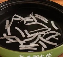 Coconut Water Hot Pot