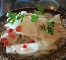 Cold-mixed radish