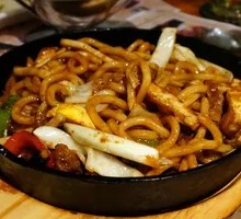 Iron Plate Seafood Stir-Fried Udon