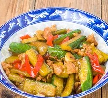 Cucumber Stir-Fried with Pork