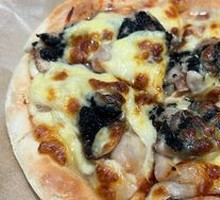 Truffle Chicken Pizza