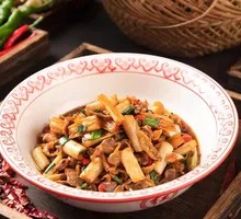Pickled Lotus Root with Chicken Offal Stir-fry