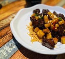 Sesame Beef with Rice Noodles