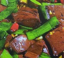 Stir-fried Sheep Blood with Garlic