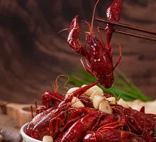 Garlic-Flavored Crawfish