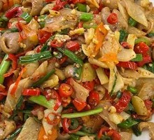 Sour Radish Stir-fried Intestines