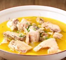 Chicken Broth with Herbal Aromatics