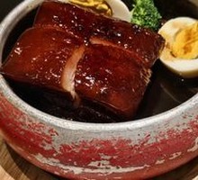 Dongpo Pork with Rice Wine Buns