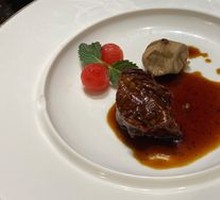 Slow-Cooked Snowflake Beef