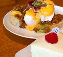 Raspberry Cloud Cake