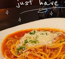 Warm Egg Meat Sauce Pasta