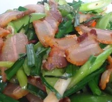 Stir-Fried腊肉 with Green Chili