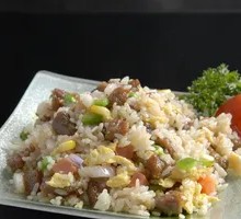 Green Vegetable and Beef Fried Rice