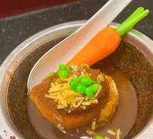 Braised Abalone Rice in Stone Pot