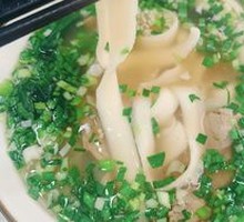 Beef Daoxiao Noodles